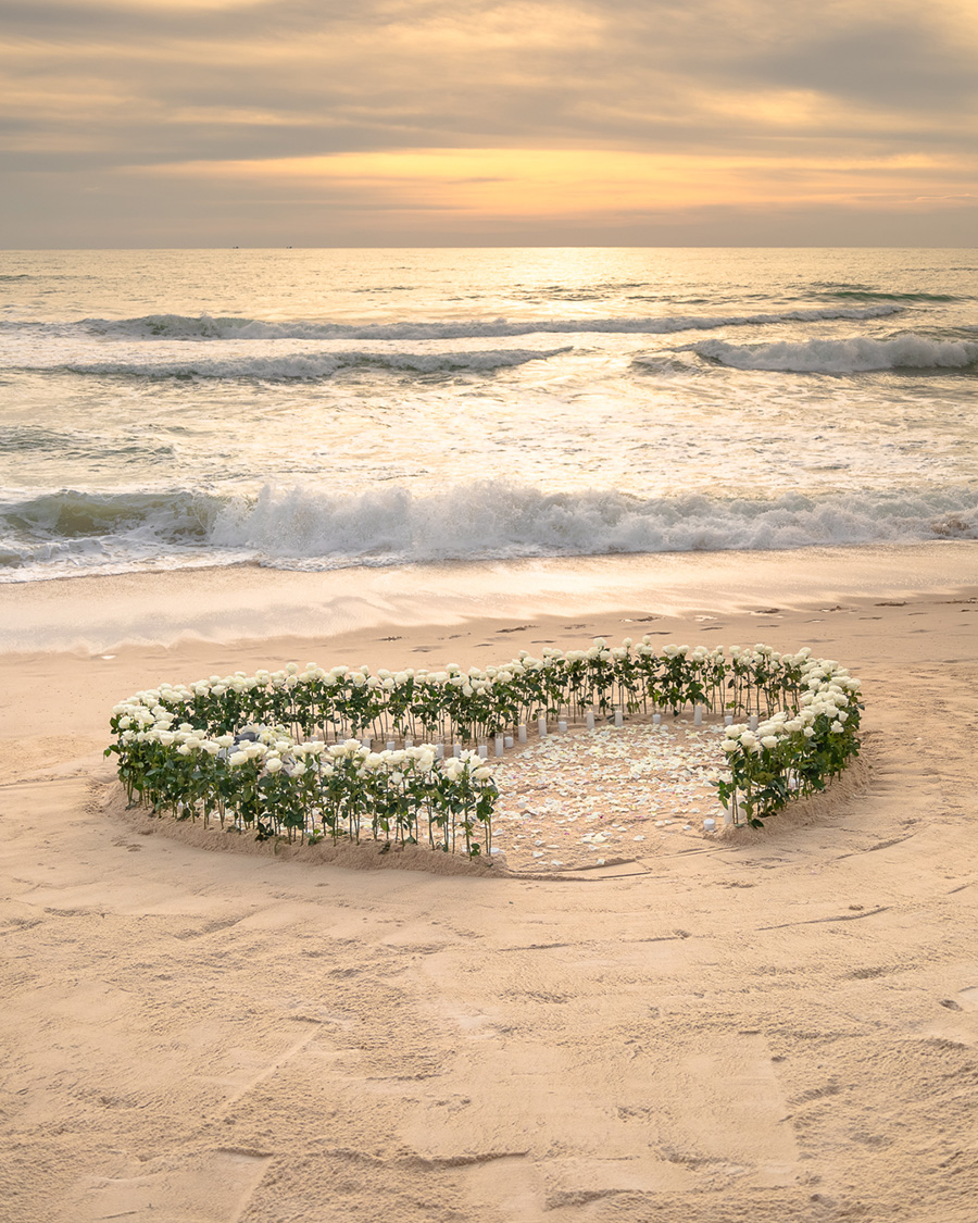 heart-of-roses-beach-proposal-phuket-thailand