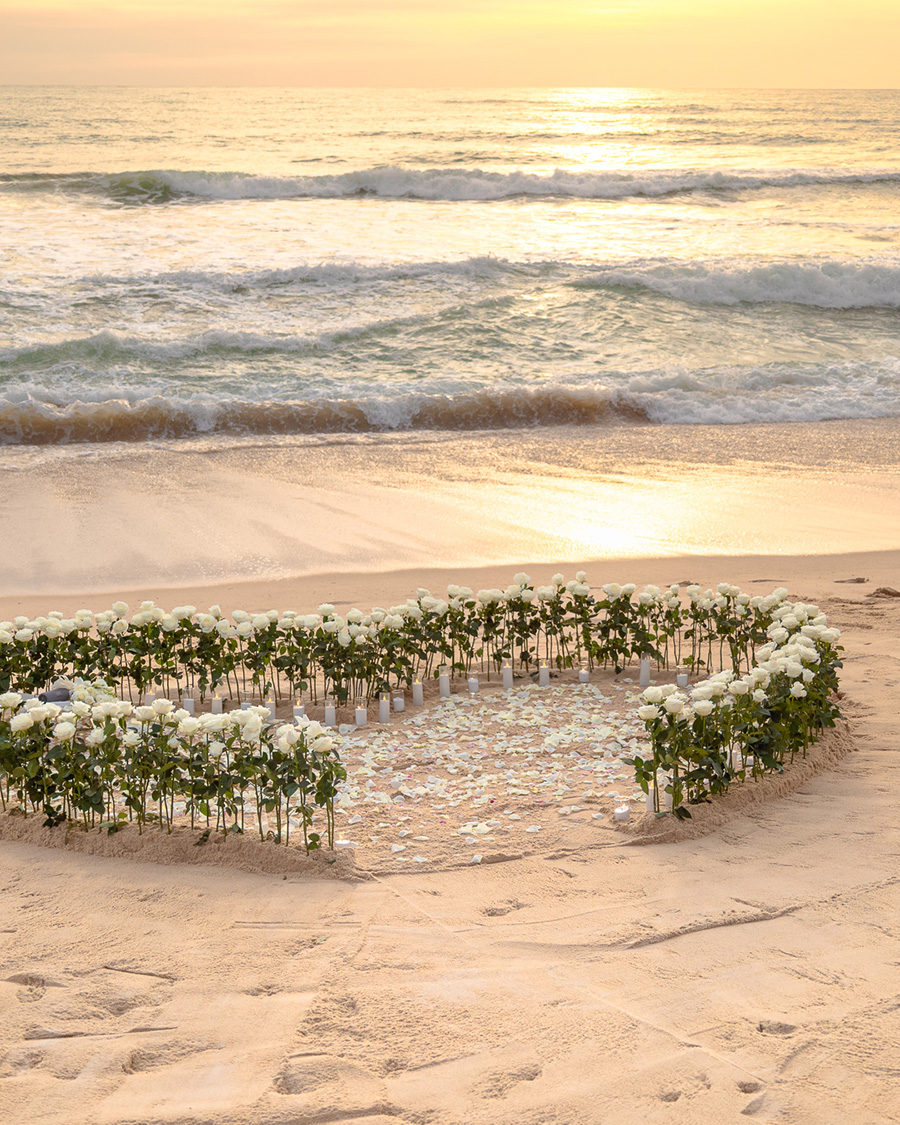 heart-of-roses-proposal-phuket
